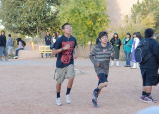 Runners return to High School Plaza